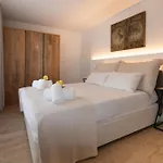 Luxury Penthouse With Jacuzzi & Large Terraces By Passeig De Gracia Barcelona