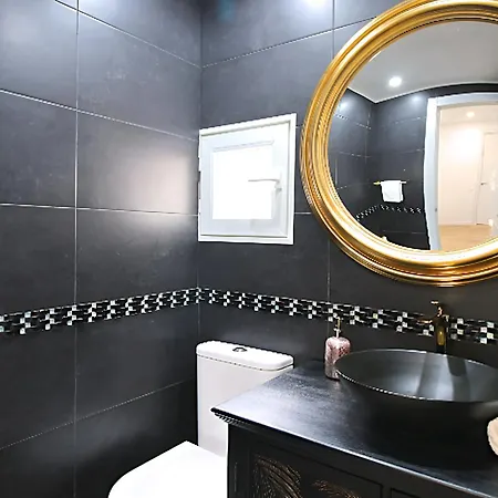 Our Penthouse With Jacuzzi Close To Paseo De Gracia Apartment Barcelona