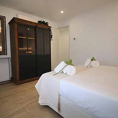 Our Penthouse With Jacuzzi Close To Paseo De Gracia Apartment *