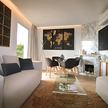 Apartment Our Penthouse With Jacuzzi Close To Paseo De Gracia Barcelona